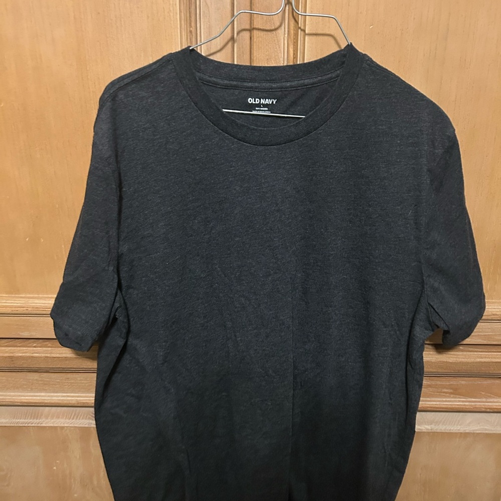 Old Navy Men's Dark Gray Short Sleeve Tee